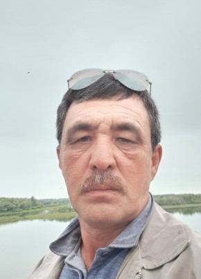 Роман, 56, Россия, Енотаевка