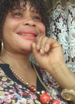 Elisabeth Rosi, 44, Republic of Cameroon, Yaoundé