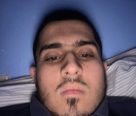 Yameen, 20, Scarborough