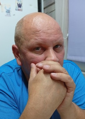 Максим из Петрозаводска 49 лет