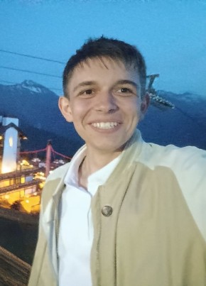 Кирилл из Пашковския 19 лет