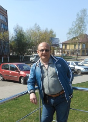 Volodia, 58, Россия, Новозыбков