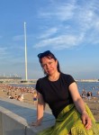 Elena, 45, Saint Petersburg