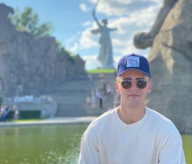 Anton, 22, Moscow