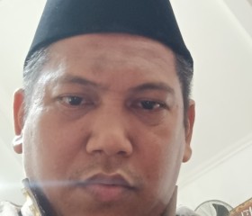 Mustaien, 47 лет, Tangerang Selatan