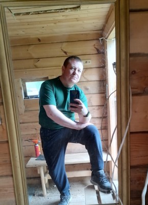 Артем Родычев из Северодвинска 42 года