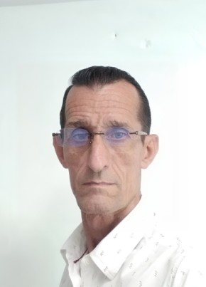 Ernesto из Banes 61 год