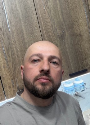 Александр из Корсакова 37 лет
