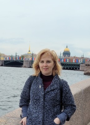Лариса, 49, Россия, Сланцы