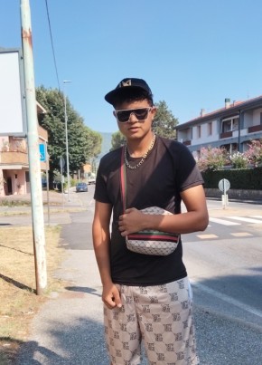 محمد из Prato 23 года