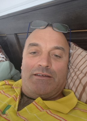 Ștefan из Fălticeni 45 лет