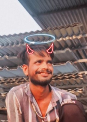 Dilip Yadav, 36, India, Mau (Madhya Pradesh)