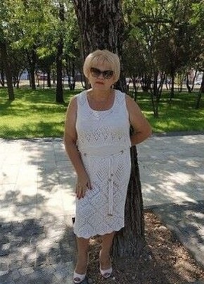 Elena, 58, Russia, Simferopol