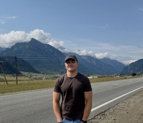 Mikhail, 25, Saint Petersburg
