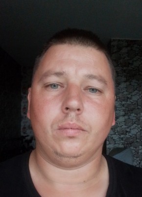 Иван из Покровки 32 года