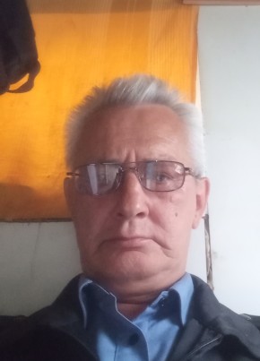Андрей, 64, Россия, Кучугуры