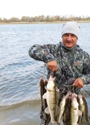 Валерий из Волгограда 48 лет