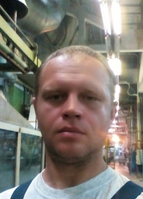 Виталий, 44, Россия, Суворов
