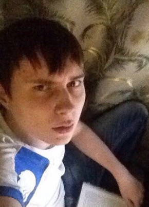 Илья, 26, Россия, Боготол
