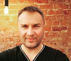 Oleg, 44, Moscow