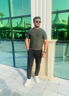 مهي из بغداد 24 года