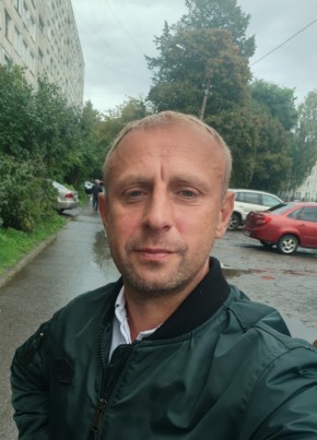 Богдан из Санкт-Петербурга 48 лет