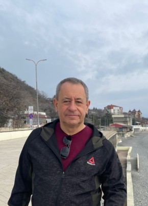 Андрей из Новороссийска 52 года