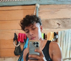 Junior, 19, Guatemala City