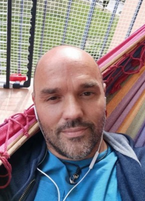 Willy, 46, République Française, Fréjus