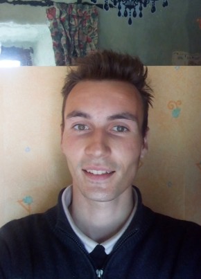 Andrew, 29, République Française, Orsay