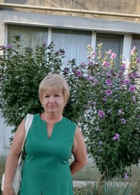 Светлана из Евпатории 69 лет