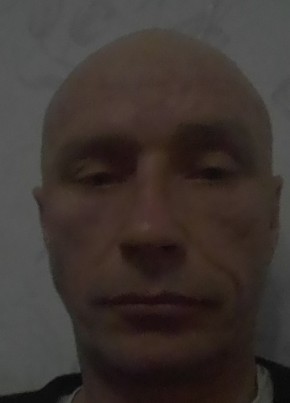Роман, 42, Россия, Усинск