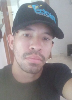 Leandro Ferreira, 27, República Federativa do Brasil, Cuiabá