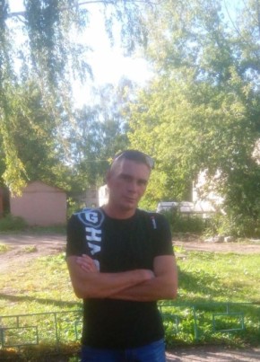 Александр, 36, Россия, Онега