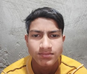 Aakhu, 20, Sherkot