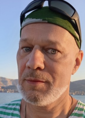 Дмитрий из Новороссийска 54 года