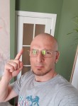 Vlad, 43, Moscow