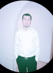 kamol, 24 года