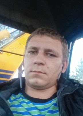 Анатолий, 37, Россия, Луга