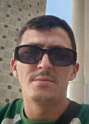 Zakaria из Bab Ezzouar 30 лет