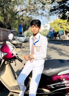 Sachin, 18, India, Sānāwad