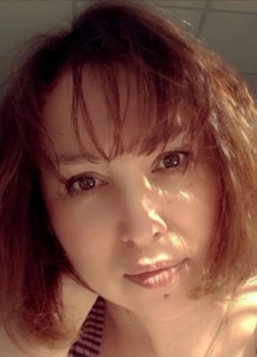 Elena, 54, Russia, Velikiy Novgorod