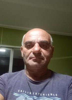 Армен из Барнаула 55 лет