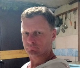 Aleksey, 50, Yalta