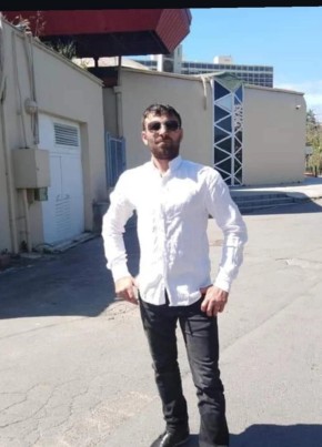 Burak из Diyarbakır 25 лет