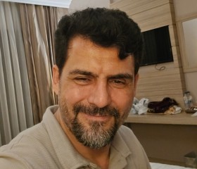 Nima, 40, Istanbul