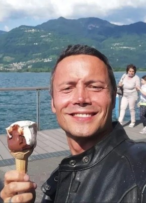 Евгений из Paris 44 года