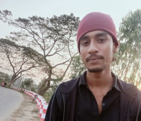 emon, 19, Par Naogaon