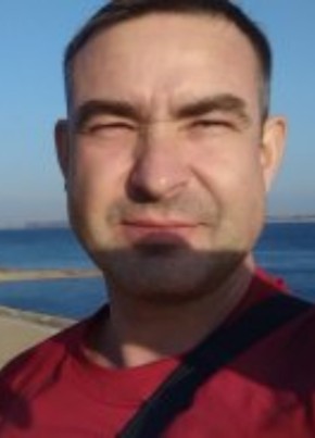 Михаил из Волгограда 46 лет