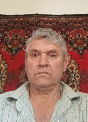Геннадий из Угры 53 года